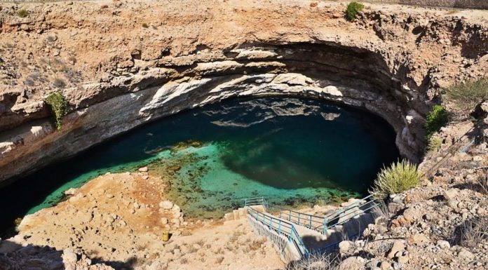 Sinkhole di Bimmah