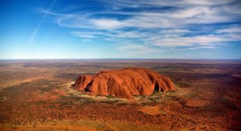 Ayers rock, il "sasso" più grande del Mondo che cambia colore