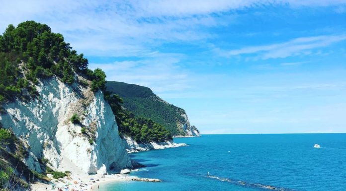 Spiaggia del Frate Numana