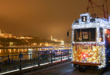 E guardo Budapest da un tram