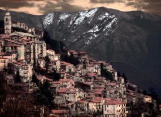 A spasso tra filtri d'amore e scope di saggina