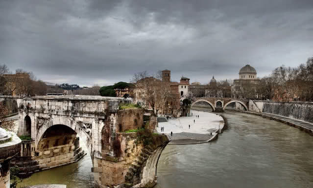 Ponte Rotto