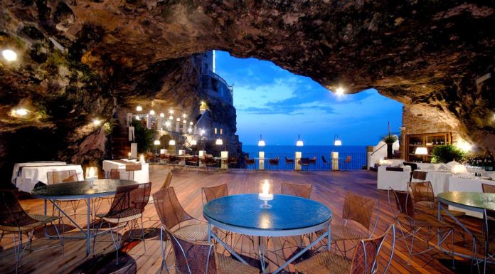 5 ristoranti in Italia con vista mare mozzafiato, i migliori al mondo Ristoranti in Italia con vista mare mozzafiato