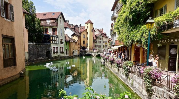 Tra canali e giardini meravigliosi lasciati rapire da Annecy! Annecy