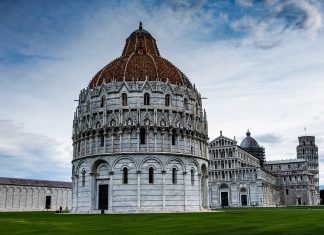pasqua a pisa
